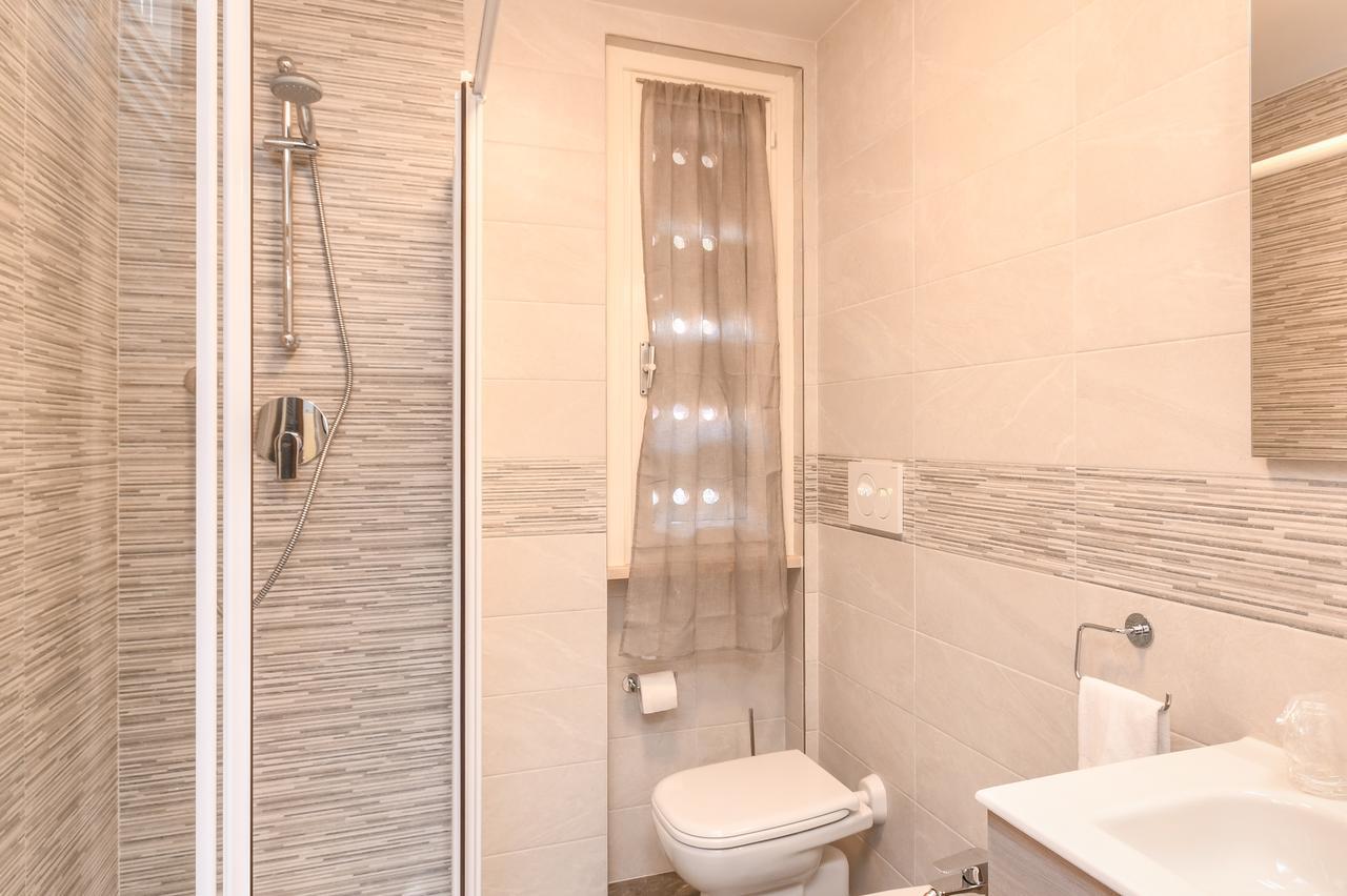 Holiday Sirmione Apartments Exterior photo